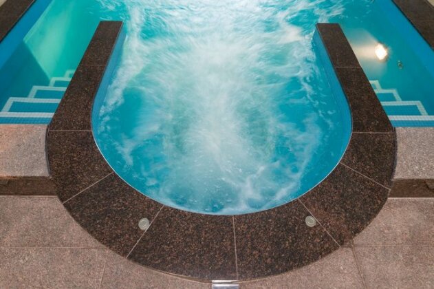 Ramada by Wyndham Rostov-on-Don Hotel and Spa - Photo3
