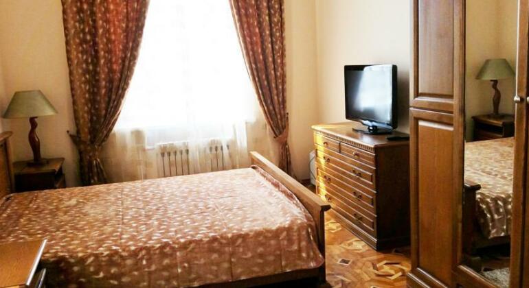 Relax Apartaments on Bolshaya Sadovaya - Photo2