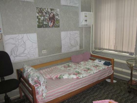 Sluzhebnyij Hostel - Photo2