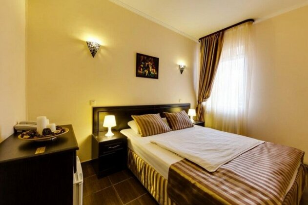 Villa Dona Hotel - Photo4