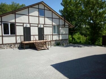 Guest house on Ilushkina 5