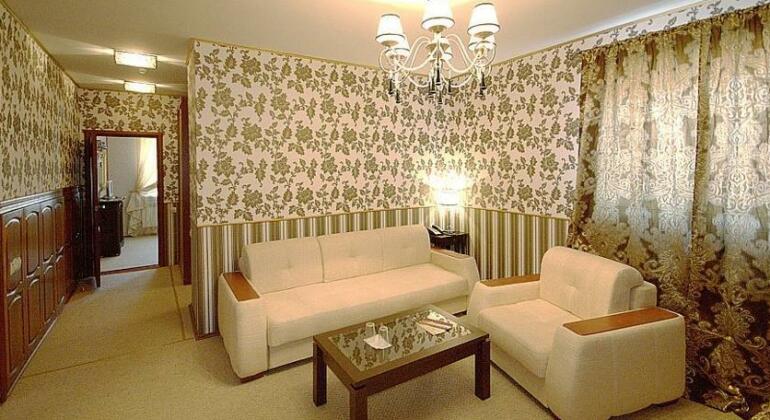 Geneva Hotel - Photo3