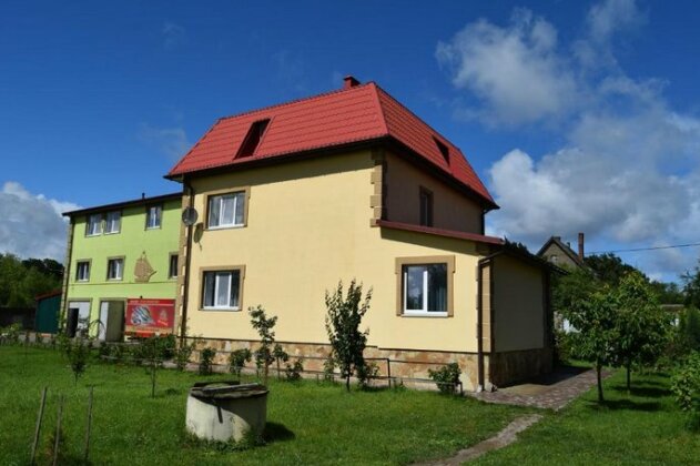 Usadba v kamishakh