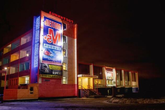 M5+ Motel