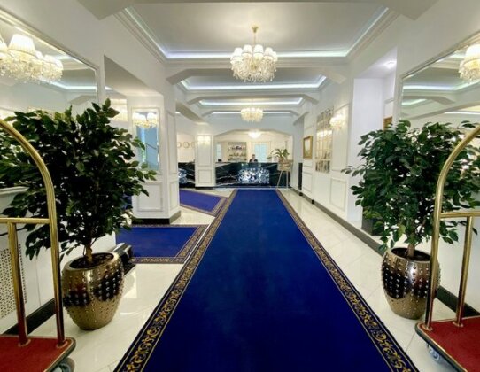 7 Avenue Hotel & Spa - Photo2