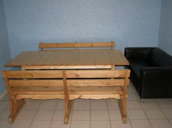 Attache