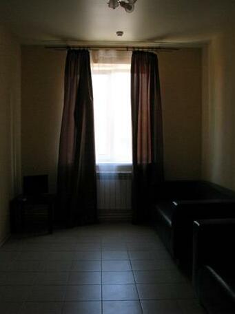 Attache - Photo3