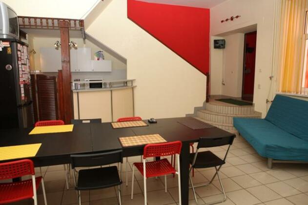 Garage Hostel Samara - Photo3