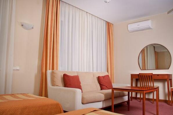 Hotel Europe Samara - Photo4