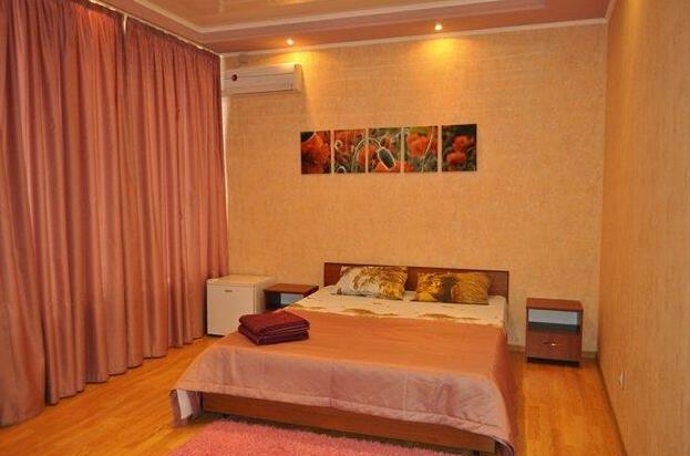 Life Mini-Hotel Na Revolyutsionnoy - Photo3