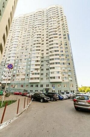 Na Lukacheva Apartments