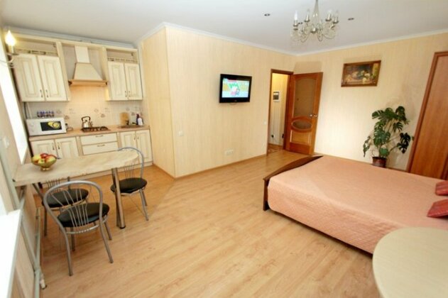 Apartomentyi Na Chernyishevskogo - Photo3