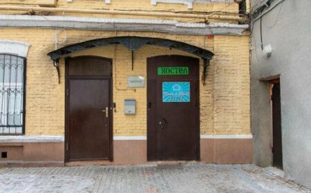 Hostel Den' & Noch' Saratov