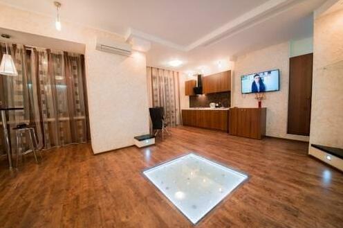 Like Home Apartments Saratov - Photo2