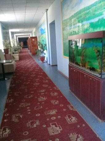 Yunas Hotel