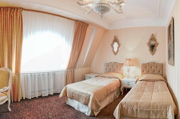 Gosudarev's House Hotel complex Imperial Village - Photo3