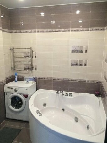 Lux apartment with jacuzzi - Photo5