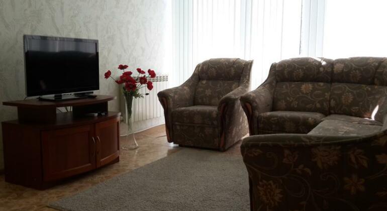 Apartment On Dmitriyevoy 5 - Photo2