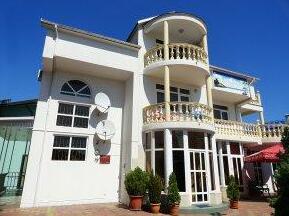 U Zapolarya Hotel - Photo3