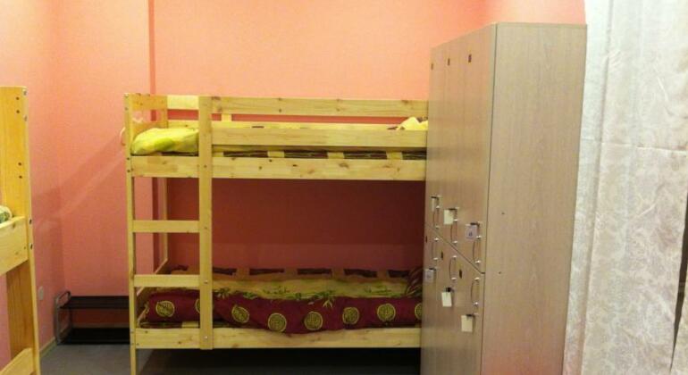  Photo 1