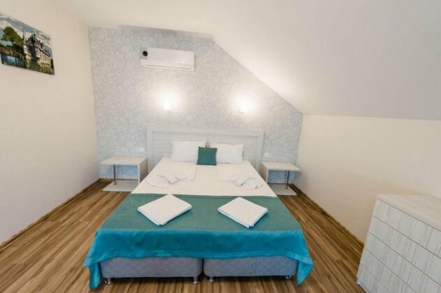 Furnished Rooms Dursoley - Photo4