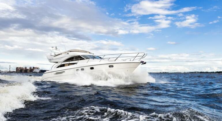 Alex Yacht