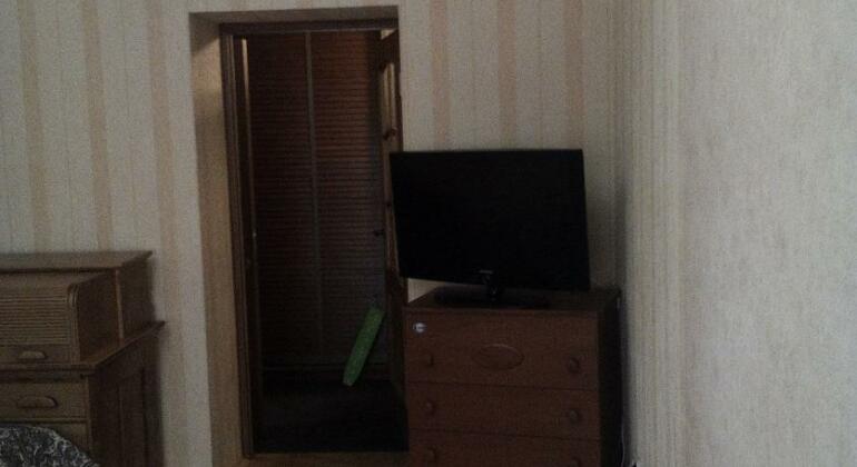 Apartment Nauki 19k2 - Photo3
