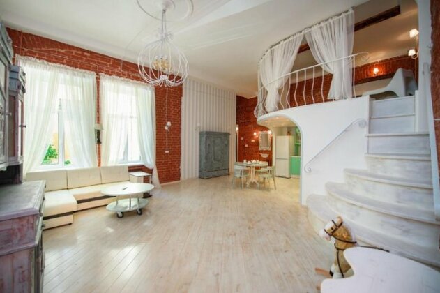 Apartment on Kolokolnaya St Petersburg