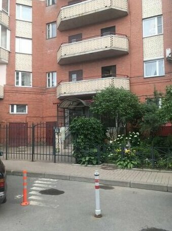 Apartment on Komendantskiy 12