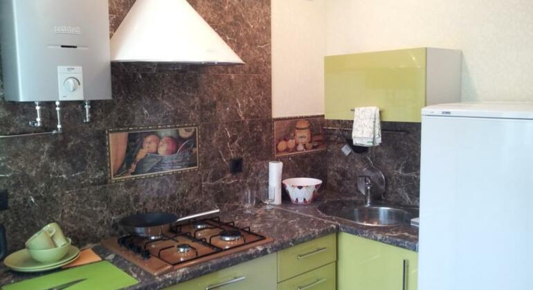 Apartment on Lensoveta 16 - Photo2