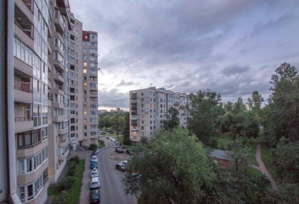 Apartment on M Tukhachevskogo