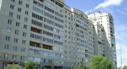 Apartment Staroderevenskaya 6-1