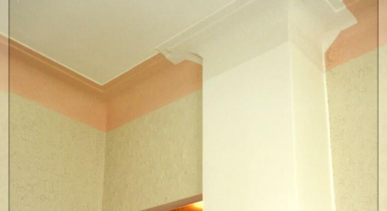Apartment with column - Photo3