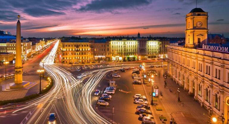 Apartments at Moskovsky Train Station