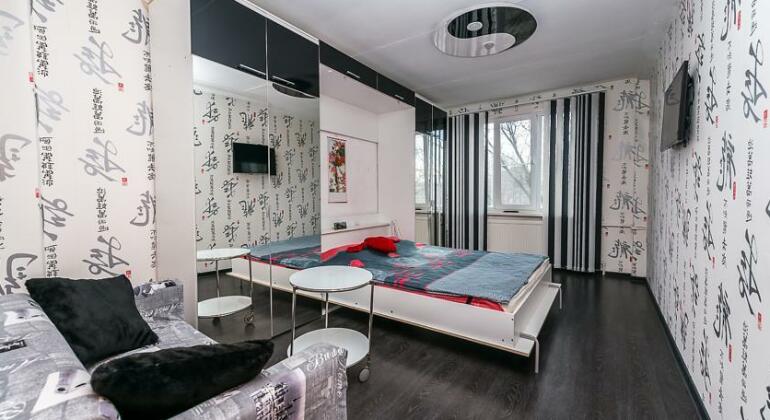 Apartments on Aleksandrovskoy fermi 5 - Photo4