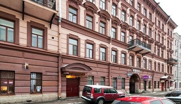 Apartments on Griboyedova 35