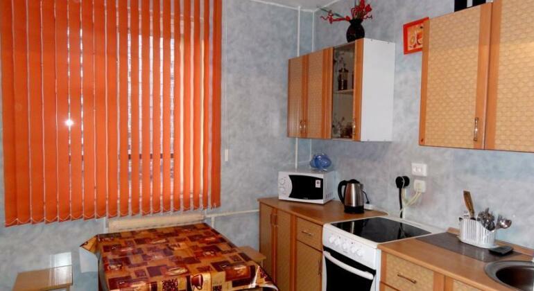 Apartments on Pyatiletok 3 - Photo2