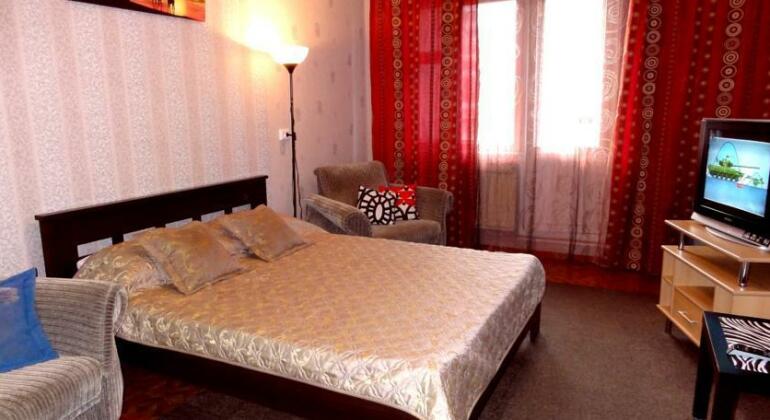 Apartments on Pyatiletok 3 - Photo3