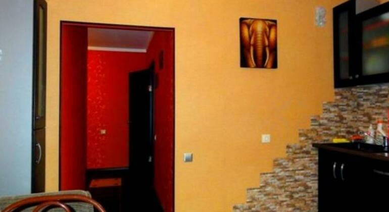 Apartments on Pyatiletok - Photo4