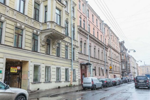 Apartments on Stremyannaya