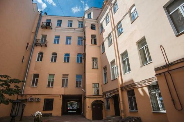 Bolshaya Konyushennaya 3 Apartment