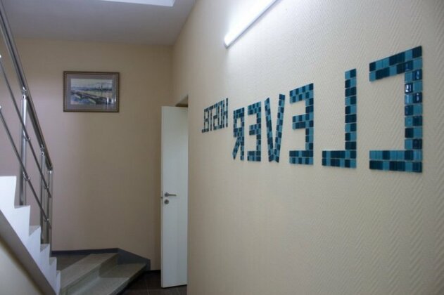 Clever Hostel - Photo2