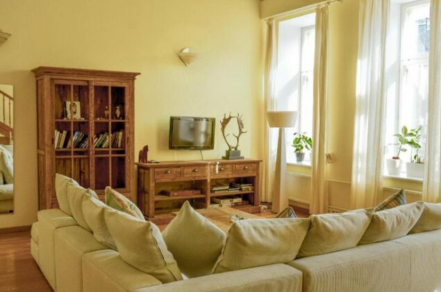 Guest Apartment at Canal Griboedova 10 - Photo2