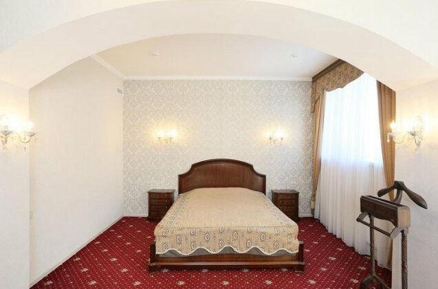 Guyot Business Boutique Hotel - Photo2