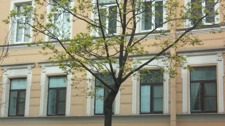 Hostel Days - Photo3