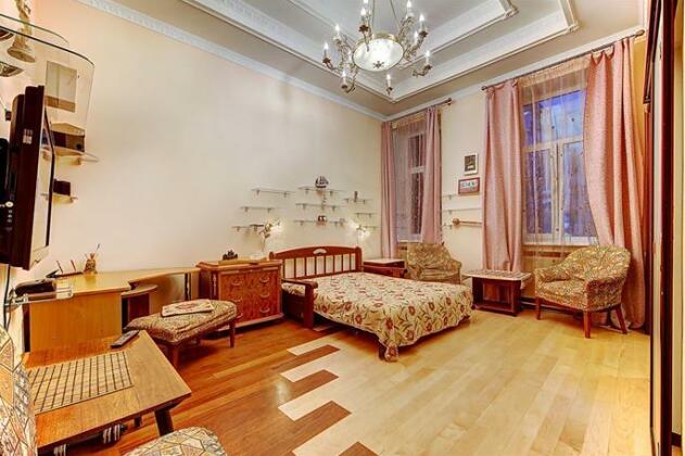 Longo Apartment Kirochnaya 27 - Photo2