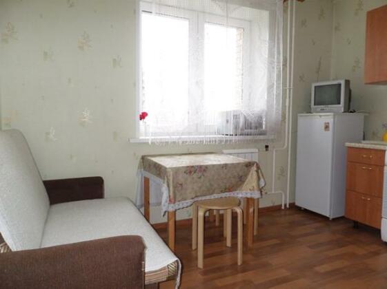 Metro Bolshevikov Apartment - Photo4