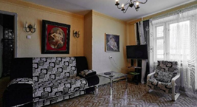 Metro Pr Bolshevikov apartament - Photo5