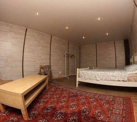 Mezzanine Hostel - Photo2