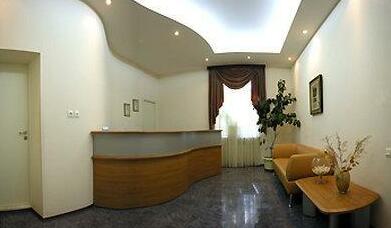 Obuhoff Hotel - Photo2